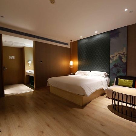 Ibis Styles Xm Zhongshan Hotel Сямън Екстериор снимка
